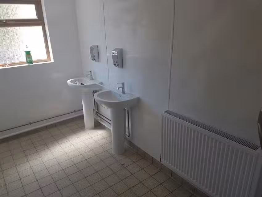 D J Roberts Plumbing & Heating