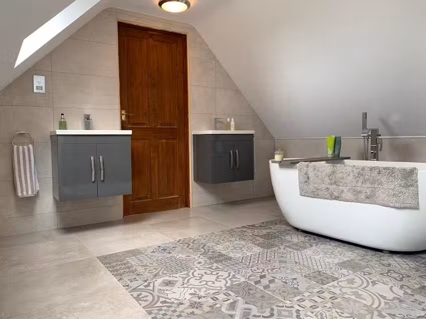 JLT Plumbing & Heating Ltd