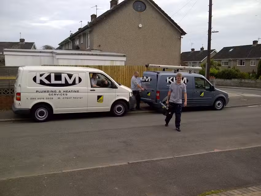 K L M Plumbing & Heating Services
