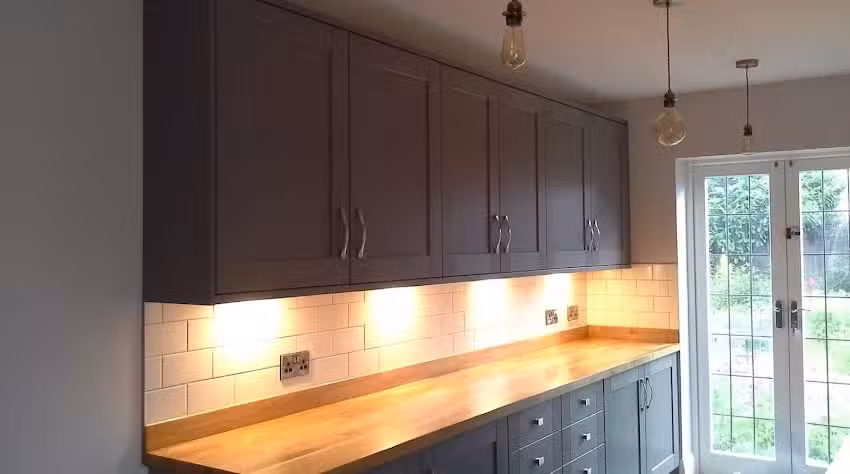 M J Plumbing & Heating