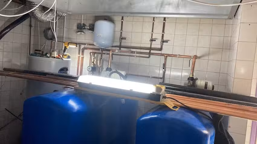 McHOW Plumbing & Heating Ltd