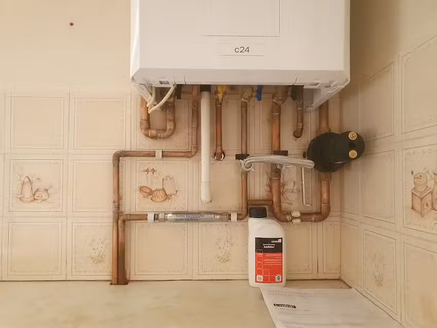 R J Wall Plumbing & Heating Ltd