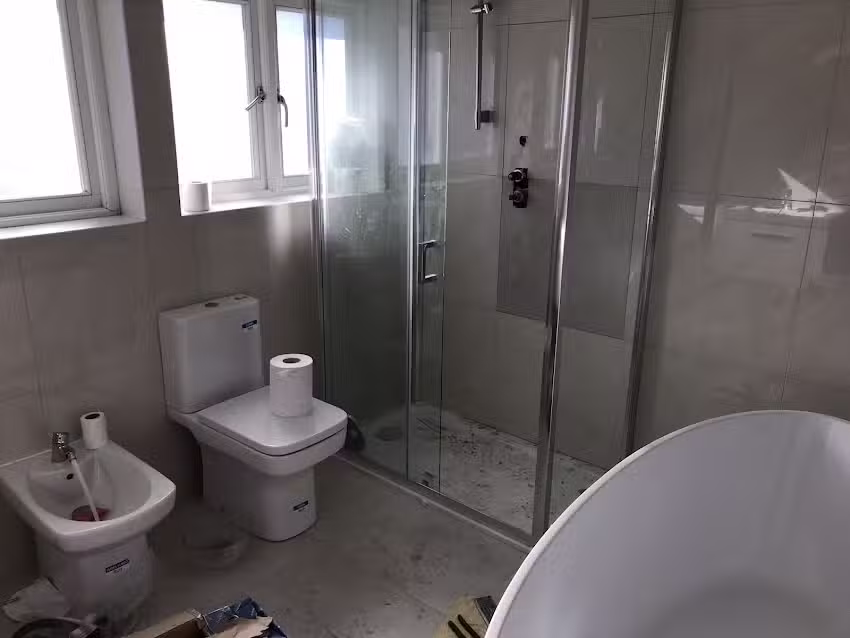 SWIFT. PLUMBING AND HEATING LTD